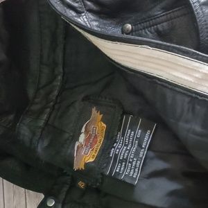 Harley Davidson mens leather pants size 42